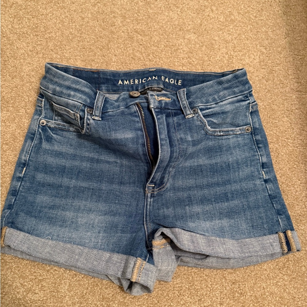 American Eagle Outfitters Curvy High Rise Jean Shorts Cuffed size 2